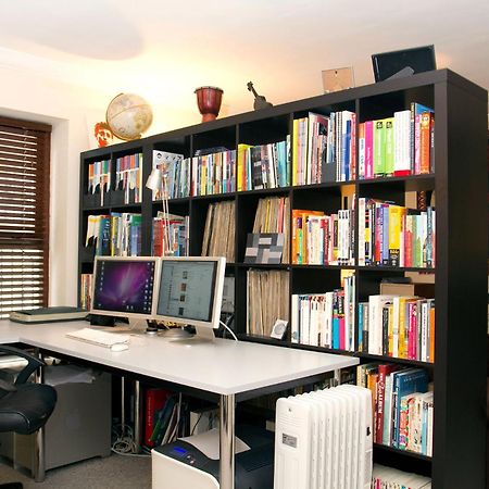 Kieran'S Place Dublin Bagian luar foto